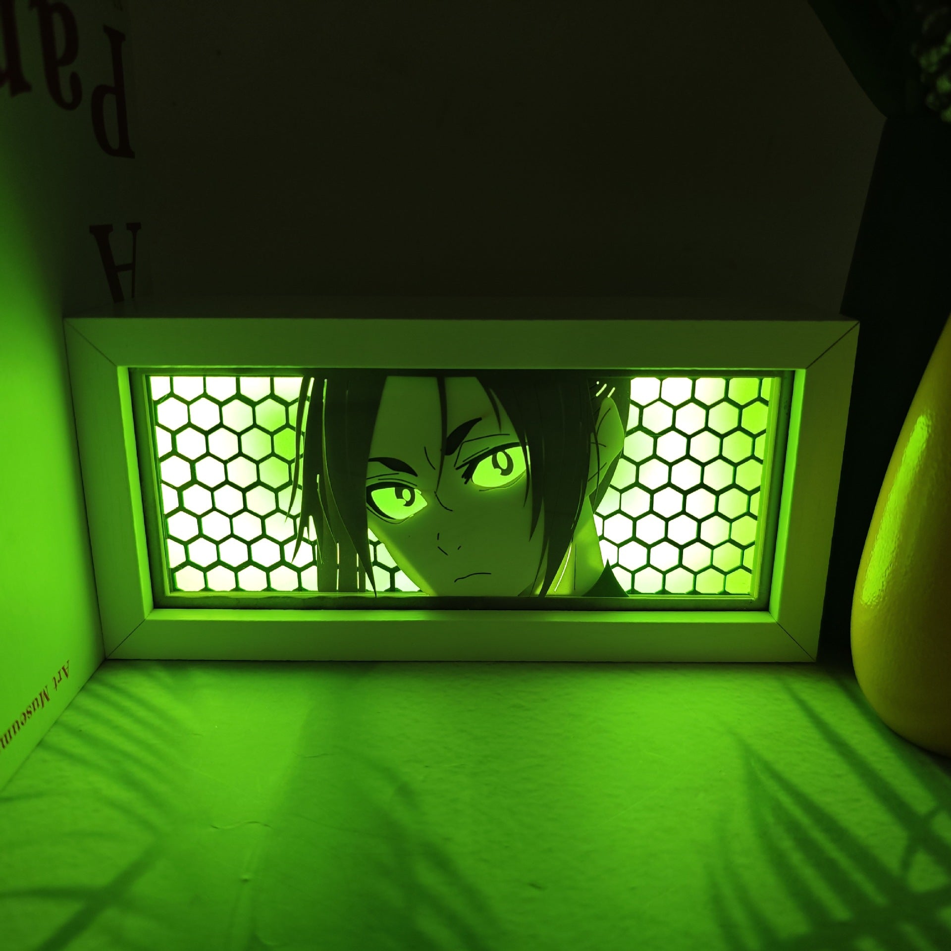 Mikage Reo light box